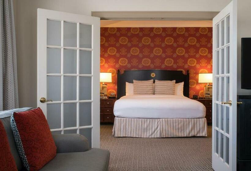 هتل The Stephen F Austin Royal Sonesta