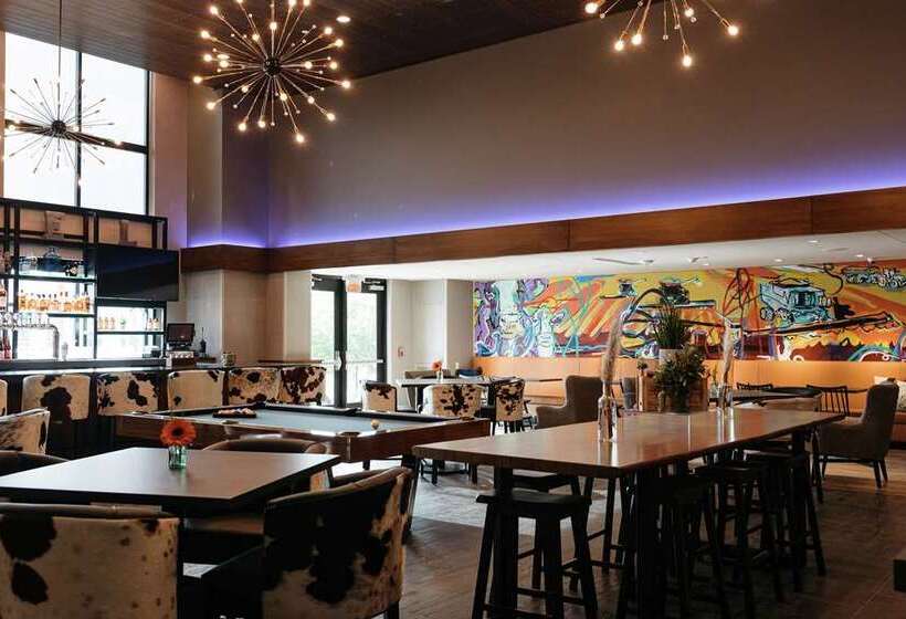 Revel Hotel Des Moines Urbandale, Tapestry Collection By Hilton