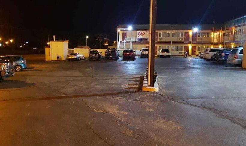 Stagecoach Motel