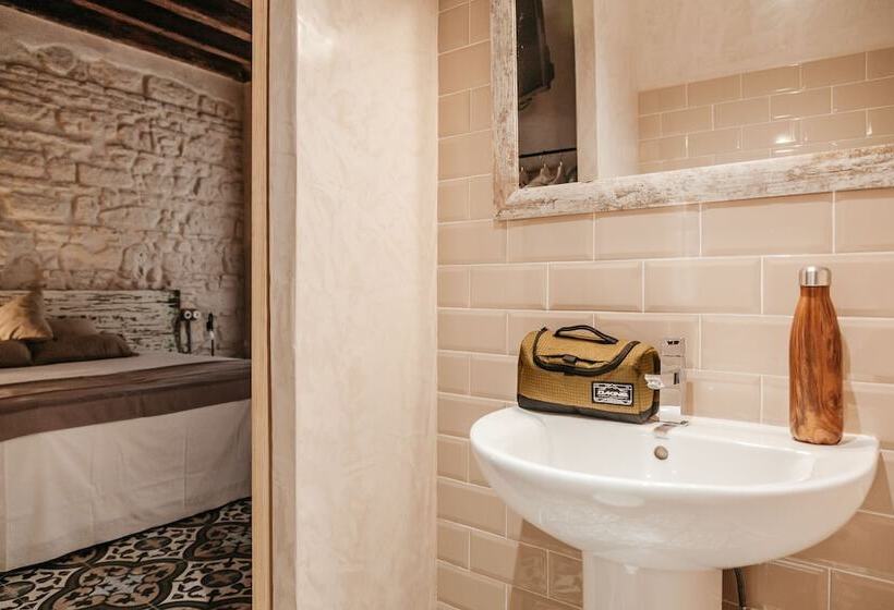 فندق فئة نجمة واحدة Astuto Boutique Jerez  Adults Only