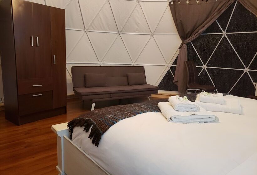 فندق Garden Domes