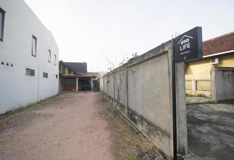 هتل Oyo 2888 Nayni Kost