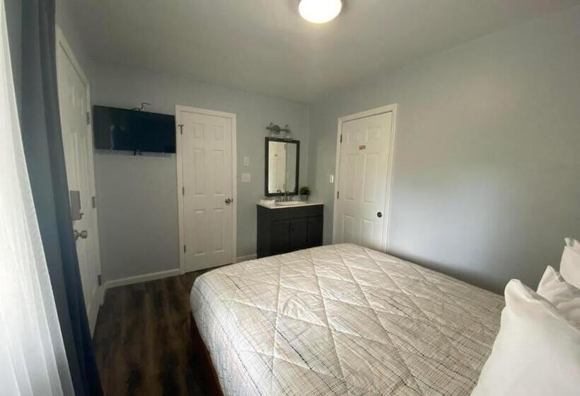 هتل Veda Inn & Cottages