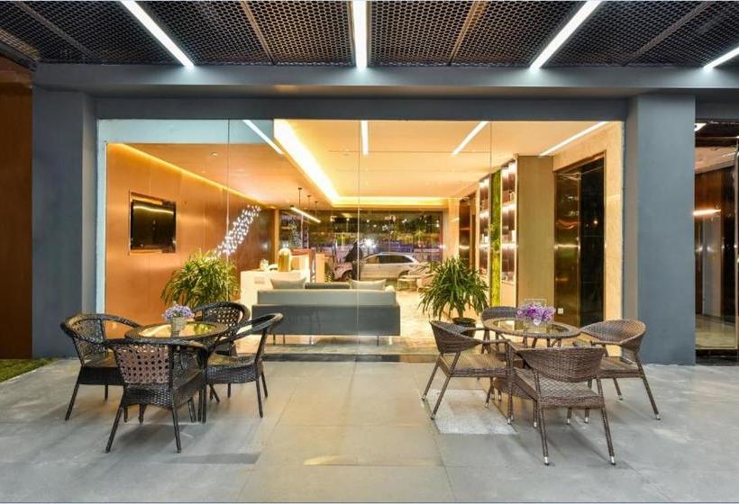 هتل Lavande Kunming Changshui Airport