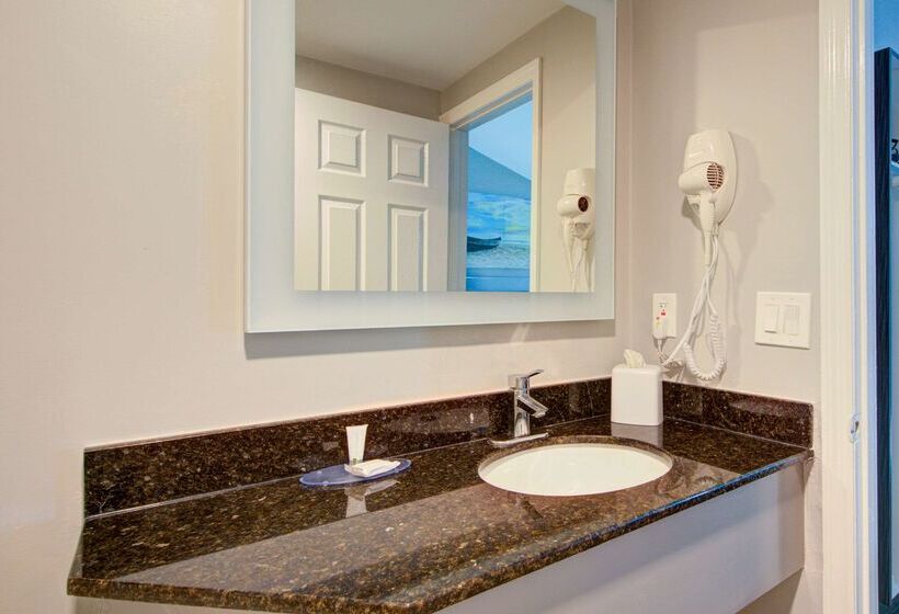 فندق Clarion Pointe Tampa Brandon Near Fairgrounds And Casino