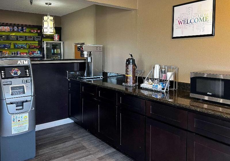 هتل Econo Lodge