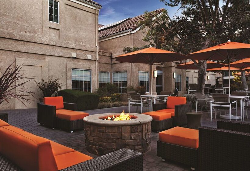 בית מלון כפרי Hyatt House Pleasanton