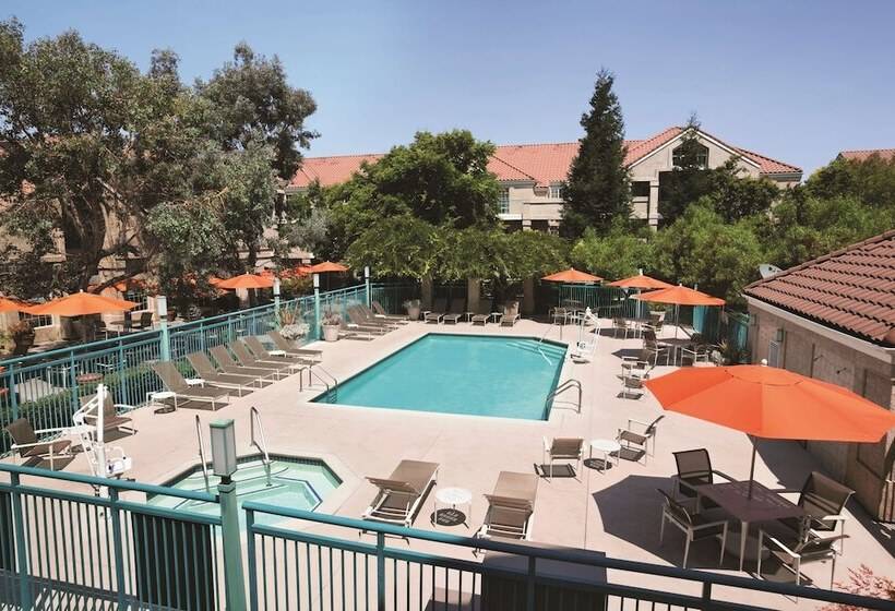 בית מלון כפרי Hyatt House Pleasanton