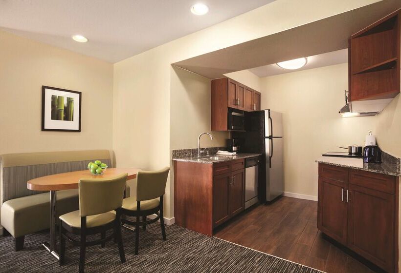 בית מלון כפרי Hyatt House Pleasanton