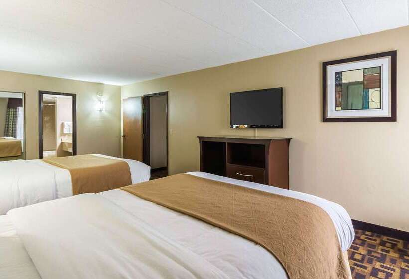 בית מלון כפרי Quality Inn & Suites Arden Hills   Saint Paul North