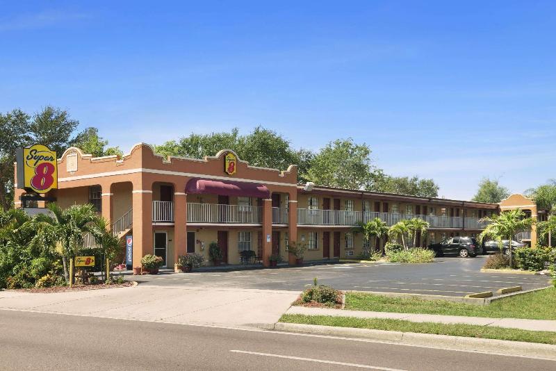 فندق Super 8 By Wyndham Bradenton Sarasota Area