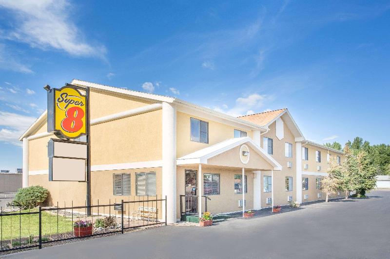 酒店 Super 8 By Wyndham Riverton