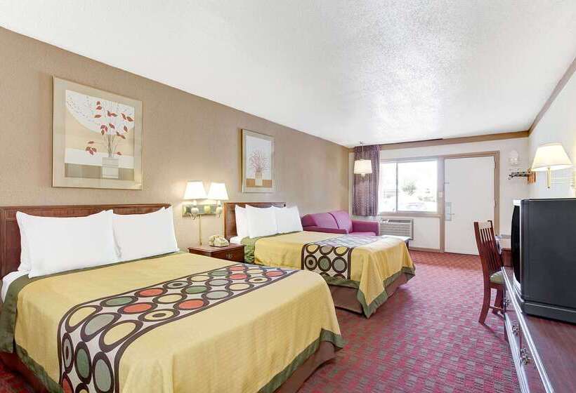 هتل Super 8 By Wyndham Williamsburg/historic Area