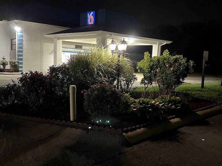 Motel 6  Franklin, Oh