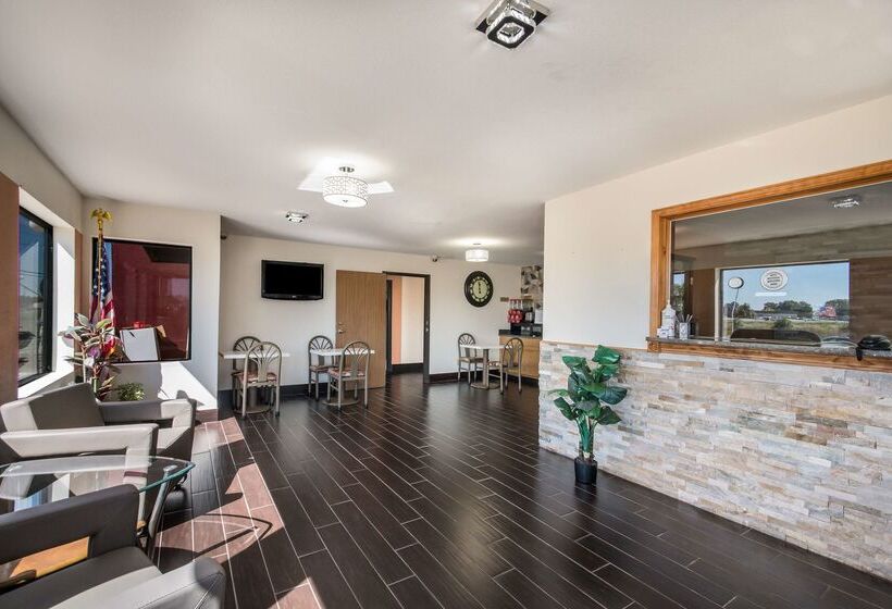 汽车旅馆  Americas Best Value Inn & Suites Harrisonville