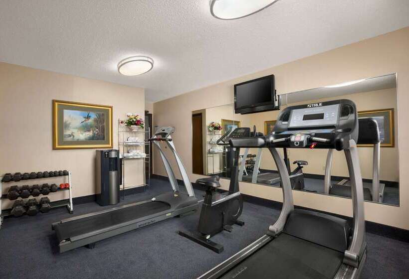 فندق على الطريق Days Inn By Wyndham Keene Nh