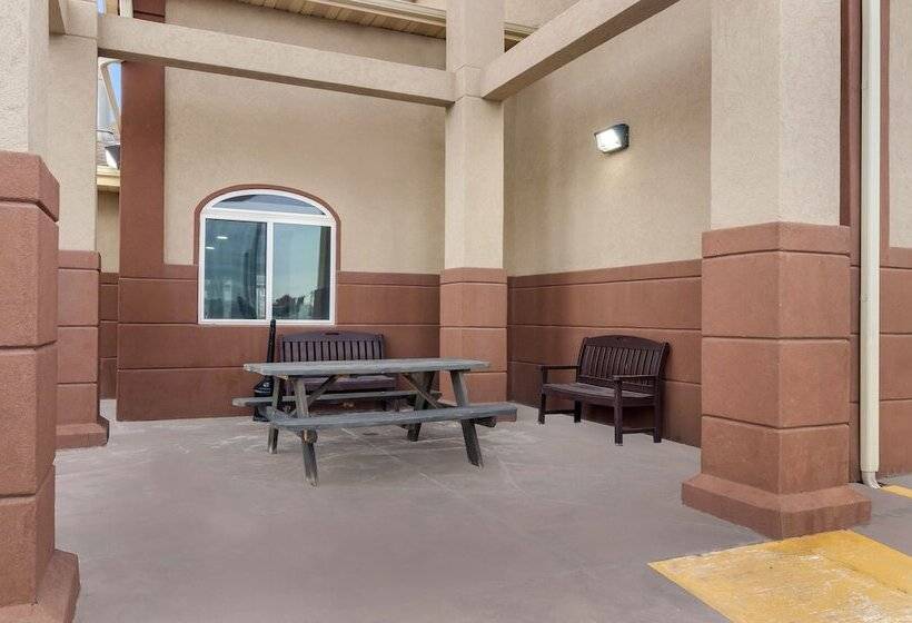مُتل Econo Lodge Scottsbluff