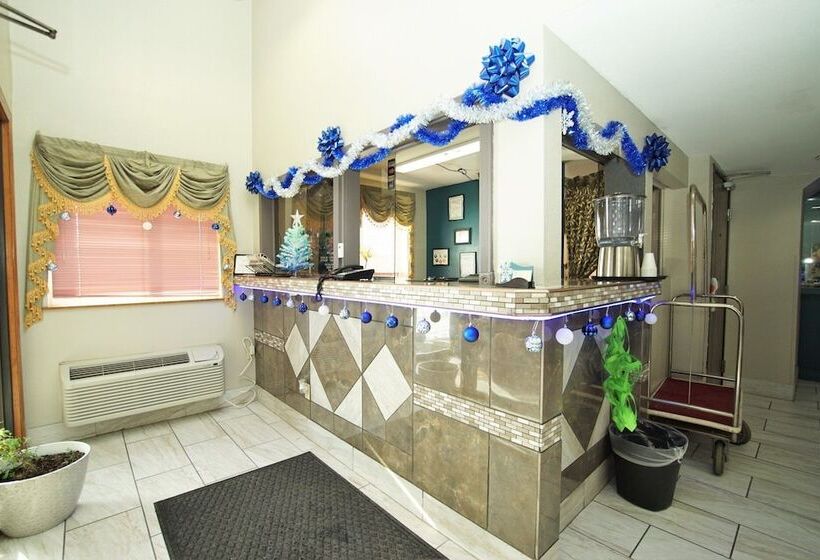 모텔 Faribault Hometown Inn & Suites