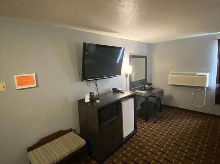 모텔 Faribault Hometown Inn & Suites