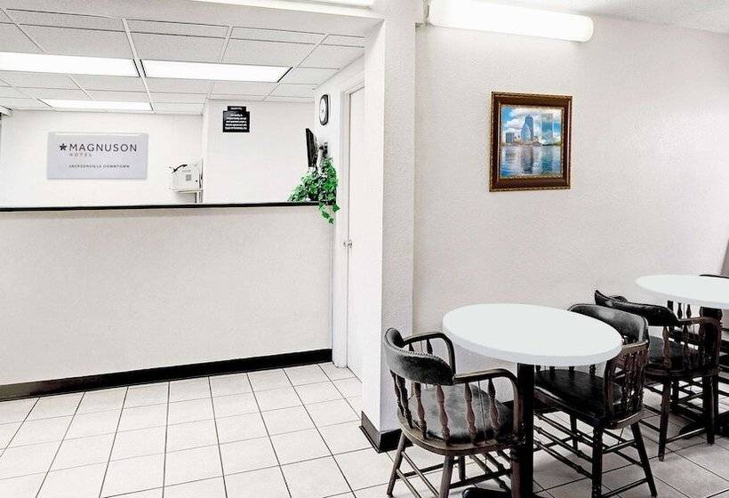 فندق على الطريق Magnuson Hotel Jacksonville Downtown
