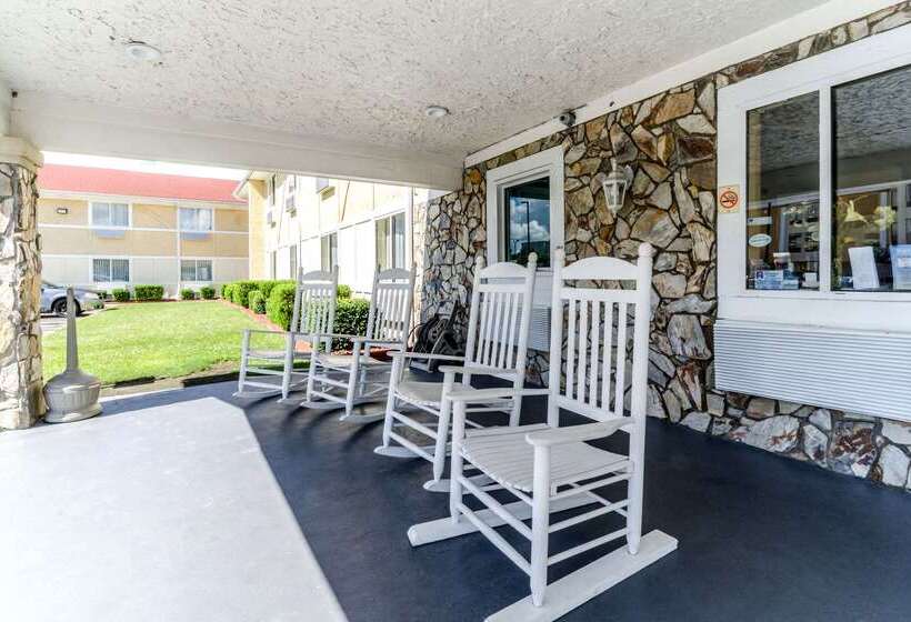 فندق على الطريق Rodeway Inn & Suites Jacksonville Near Camp Lejeune