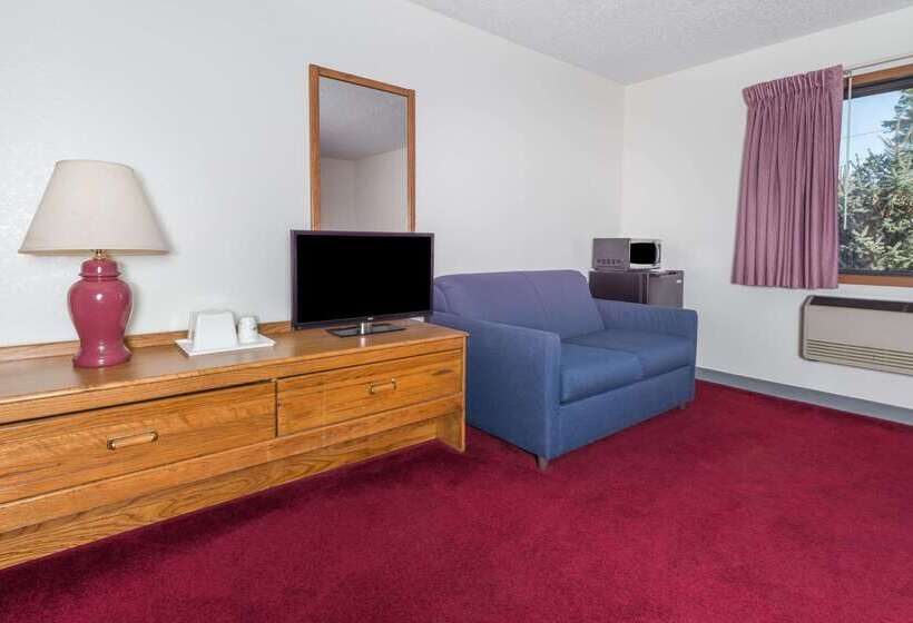 فندق على الطريق Super 8 By Wyndham Front Royal