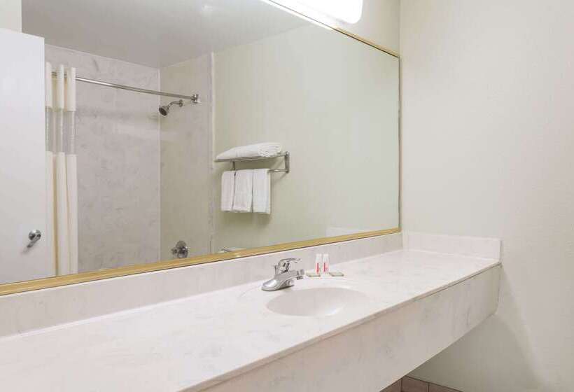 モーテル Super 8 By Wyndham Hull Street Midlothian Richmond Area