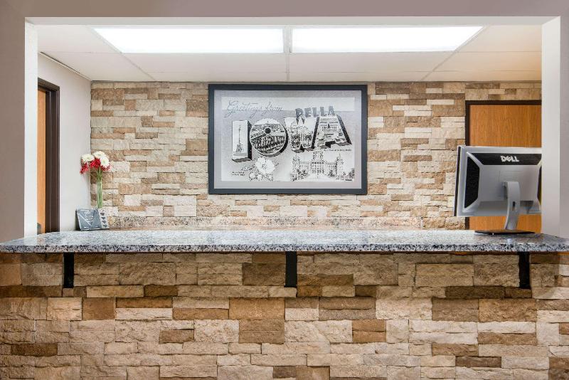 מוטל Super 8 By Wyndham Pella