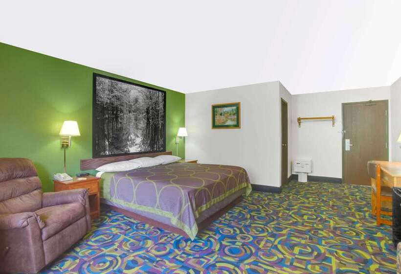 汽车旅馆  Super 8 By Wyndham Radford Va