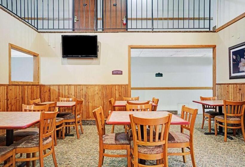 מוטל Super 8 By Wyndham Rogers Minnesota