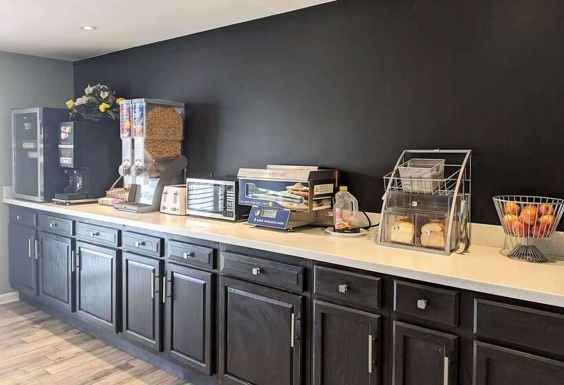 מוטל Super 8 By Wyndham Shelbyville