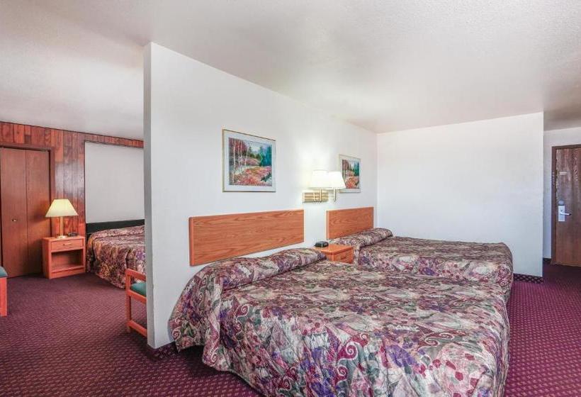 מוטל Travelodge By Wyndham Deer Lodge Montana