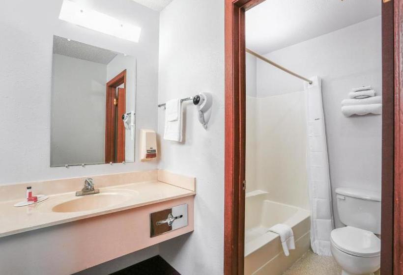 מוטל Travelodge By Wyndham Deer Lodge Montana