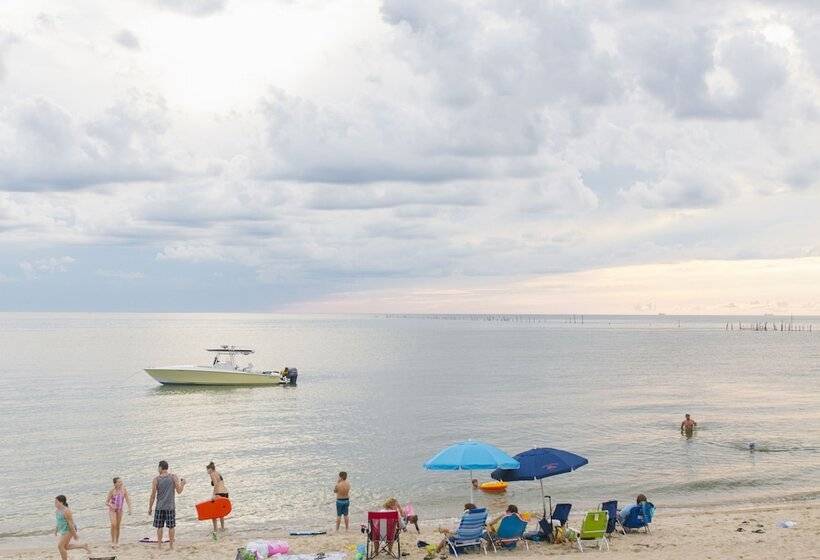 Sunset Beach Resort