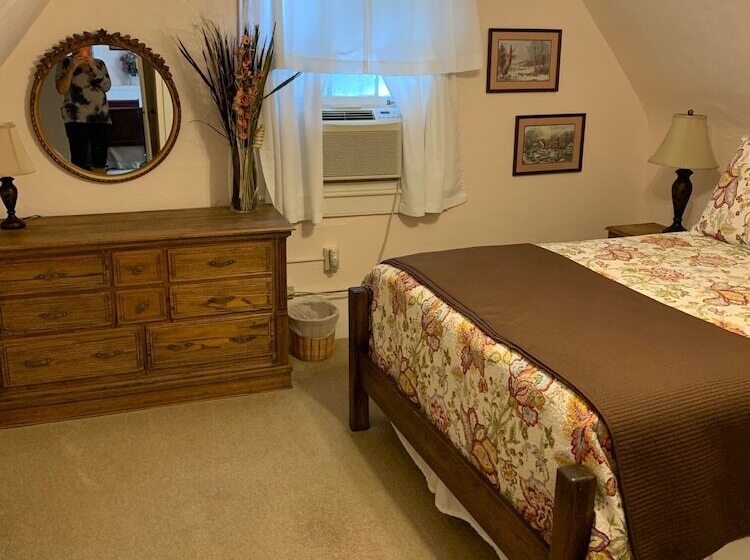 住宿加早餐  The Inn At Key Falls Estate