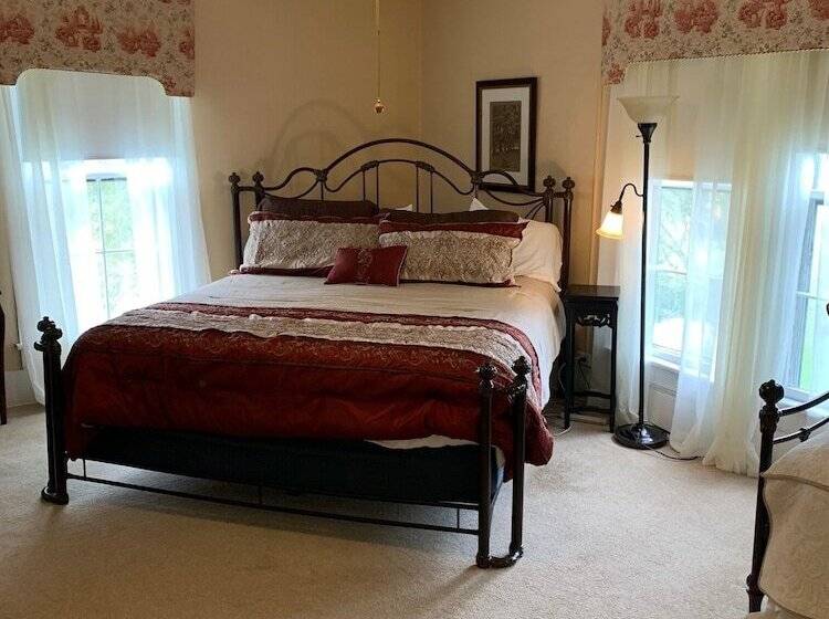 住宿加早餐  The Inn At Key Falls Estate