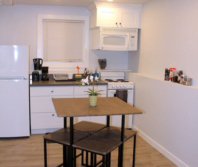 بنسيون Rainier Guesthouse