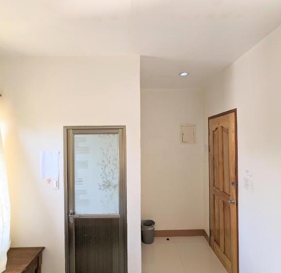 Albergue Charlina Inn Panglao