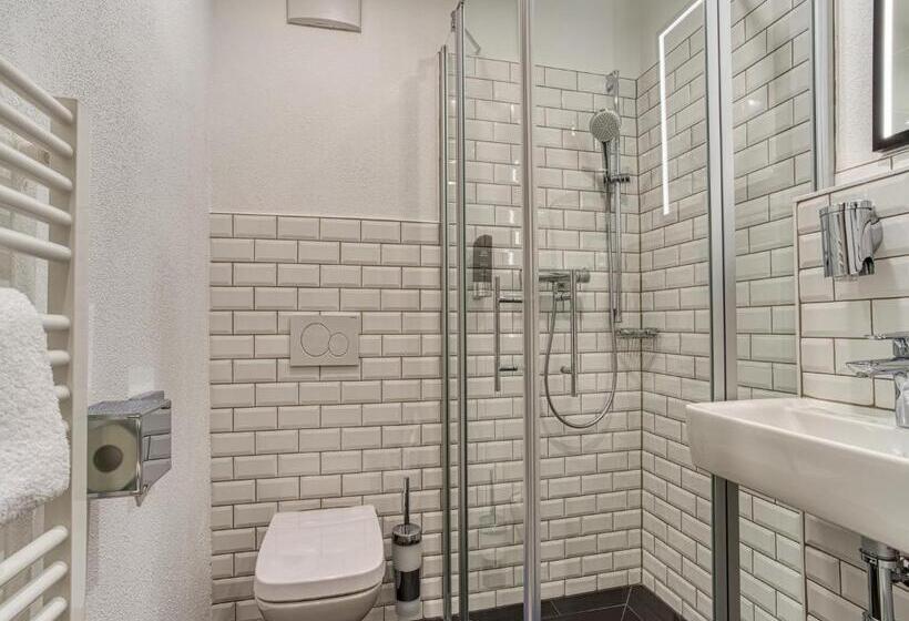 Nyce Hotel Ingolstadt, Trademark Collection By Wyndham