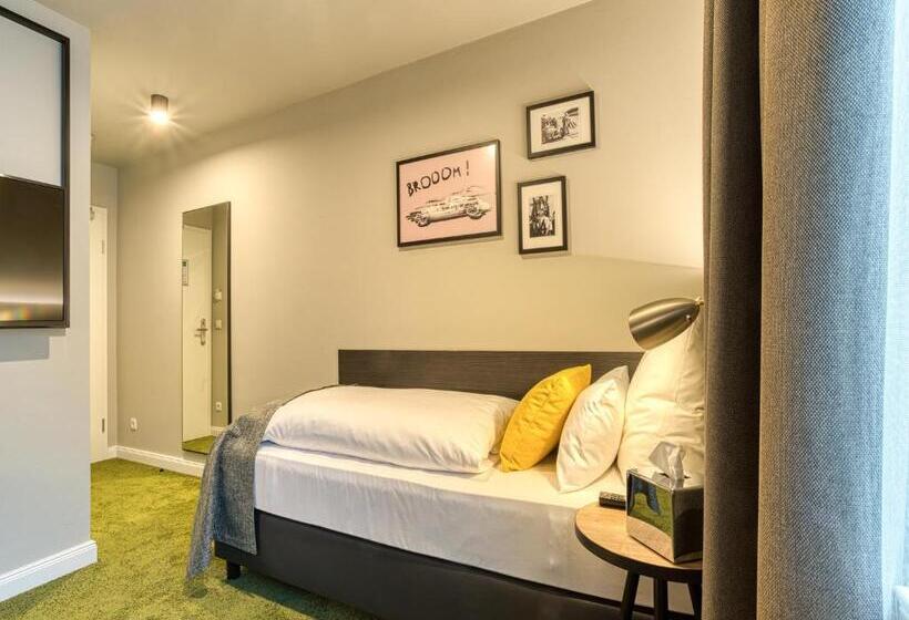 Nyce Hotel Ingolstadt, Trademark Collection By Wyndham