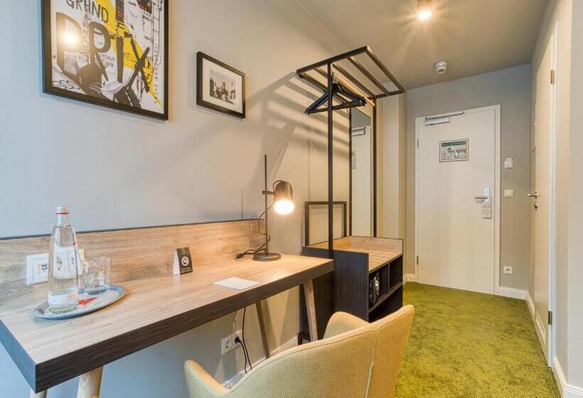 Nyce Hotel Ingolstadt, Trademark Collection By Wyndham