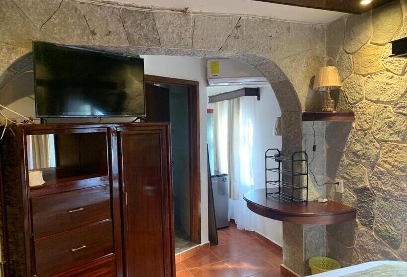 هتل Boutique Tekali Inn