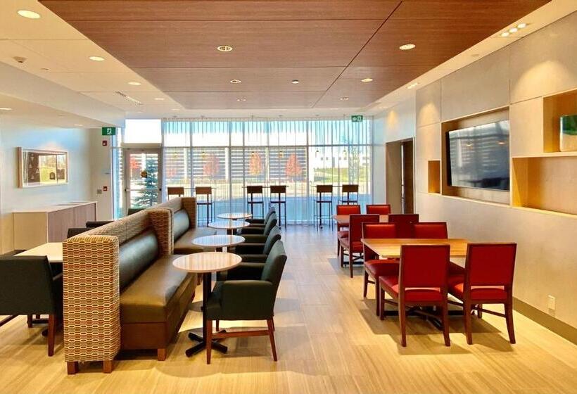 호텔 Holiday Inn Express & Suites   Aurora, An Ihg