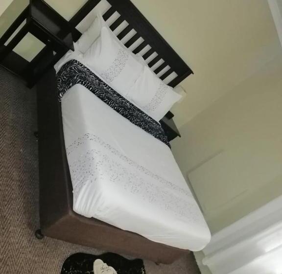 הוסטל Zig Zag Self Catering Accommodation