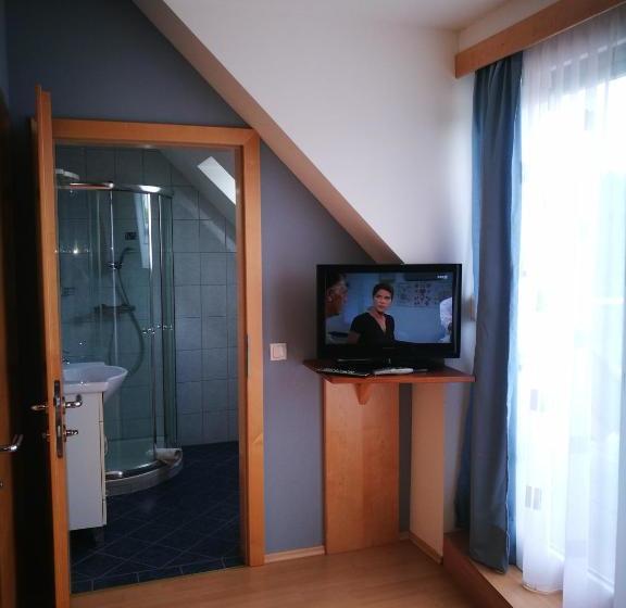 تختخواب و صبحانه Gästezimmer Steiner