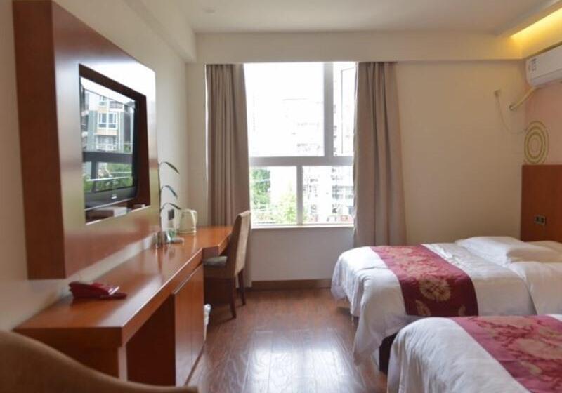 Отель Greentree Inn Ziyang Lezhi Government Tianchi Town Express