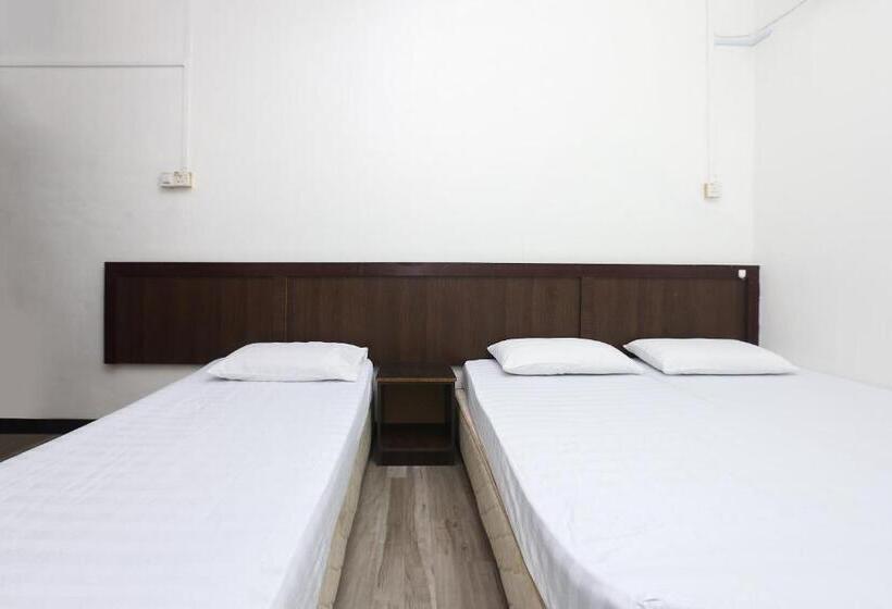 فندق Spot On 89755 D&d Budget Inn