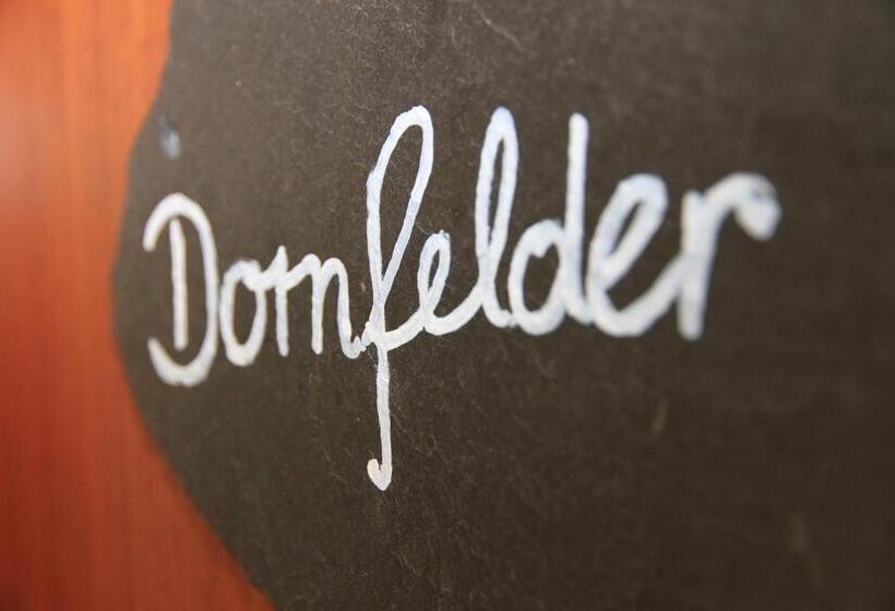 ホテル Ferienweingut Serwaziwein