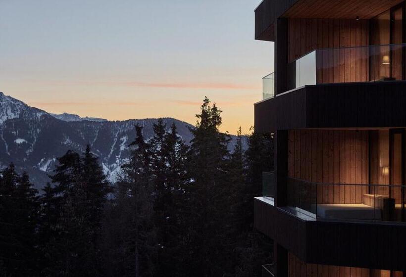 Отель Forestis Dolomites