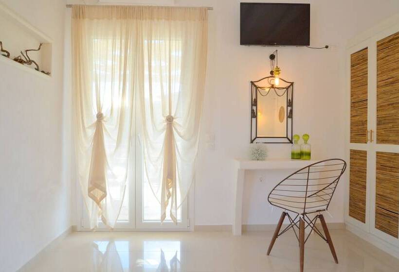 בית מלון כפרי Hawk Stone